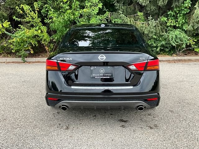 2019 Nissan Altima 2.5 SR photo 3