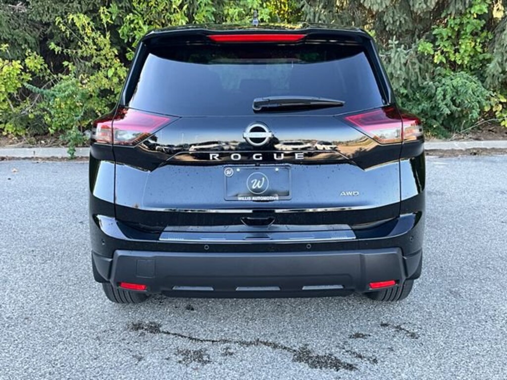 New 2026 Nissan Rogue SV SUV