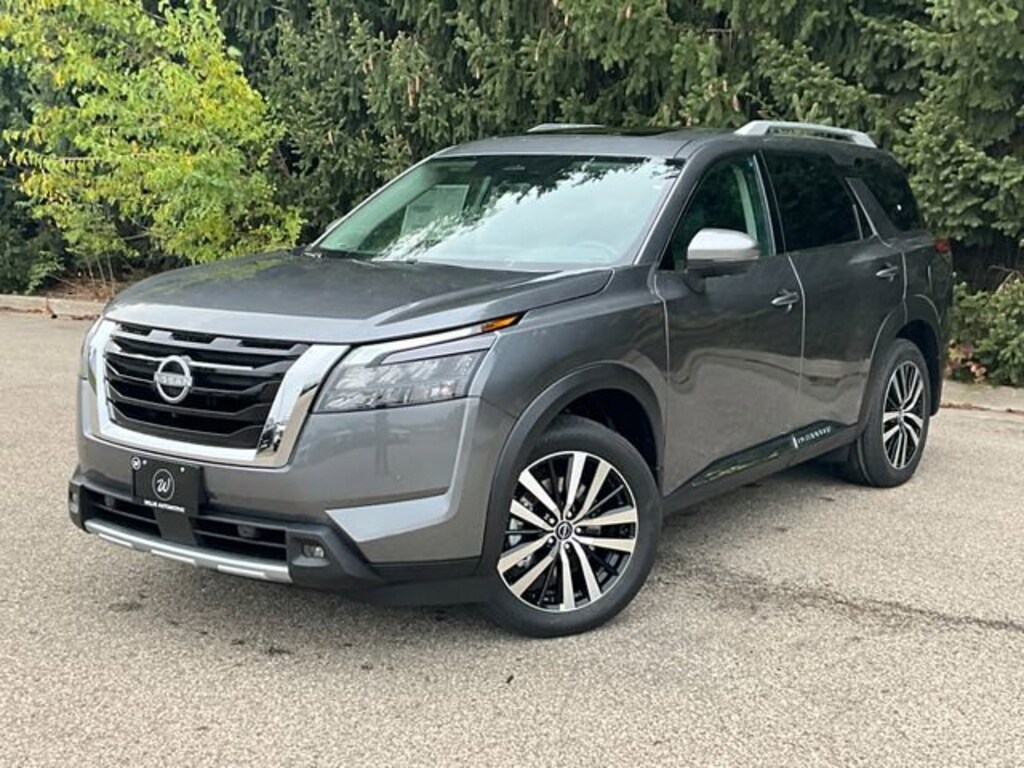 New 2025 Nissan Pathfinder Platinum SUV