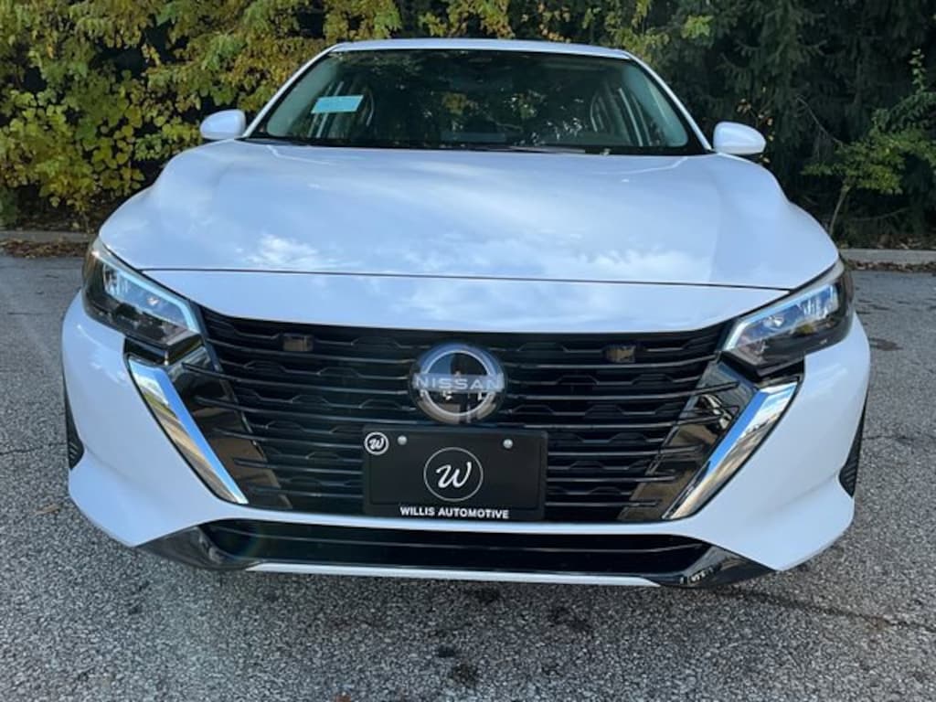 New 2025 Nissan Sentra SV Sedan