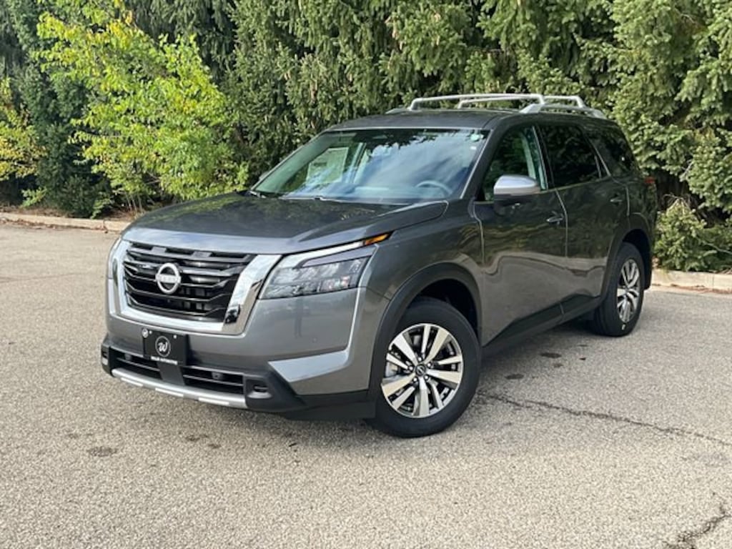 New 2025 Nissan Pathfinder SL SUV