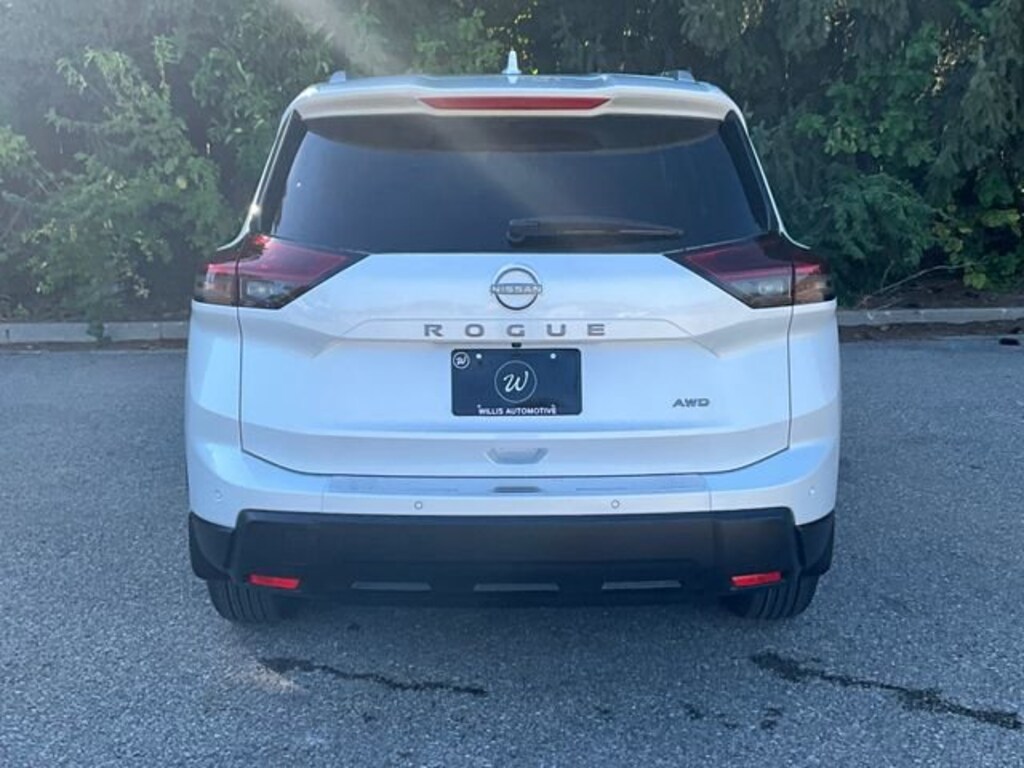 New 2026 Nissan Rogue SV SUV