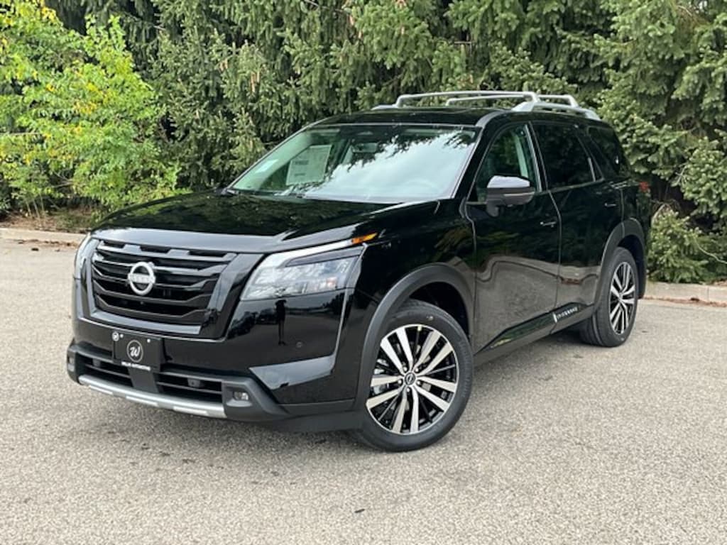 New 2025 Nissan Pathfinder Platinum SUV
