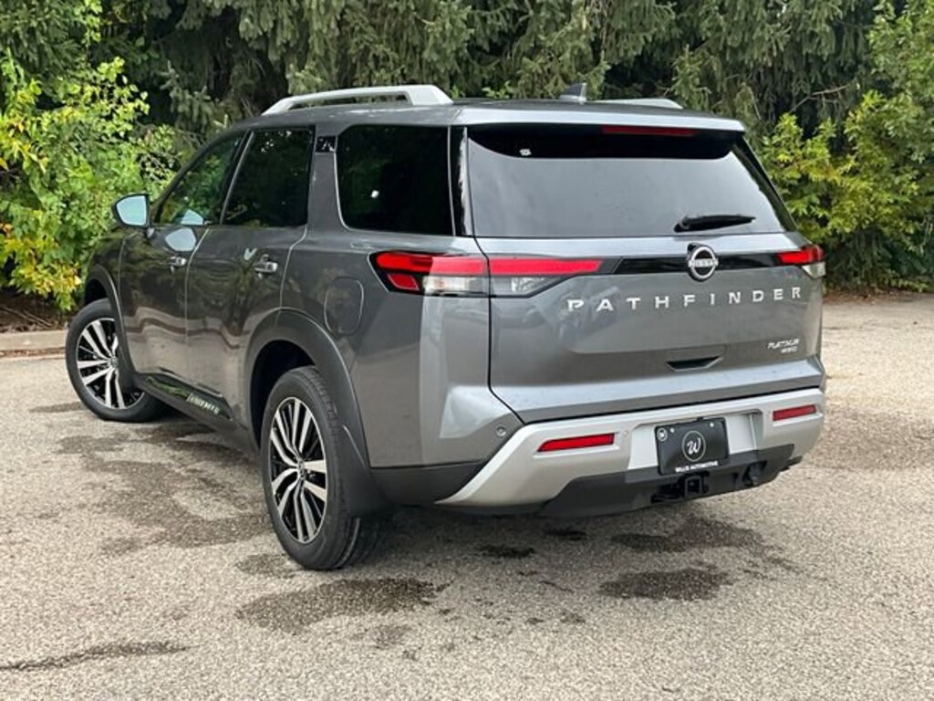 New 2025 Nissan Pathfinder Platinum SUV