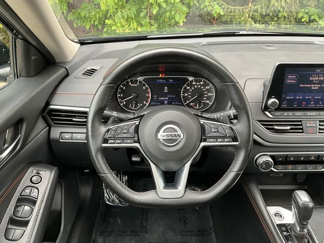 2019 Nissan Altima 2.5 SR photo 4