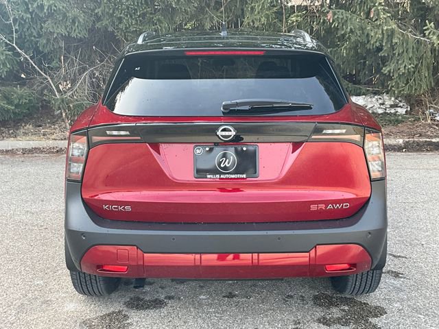 2025 Nissan Kicks SR photo 4
