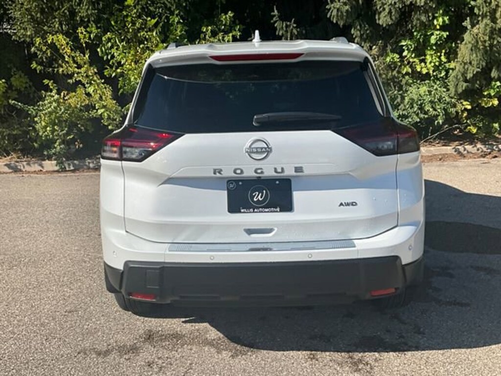 New 2026 Nissan Rogue SV SUV