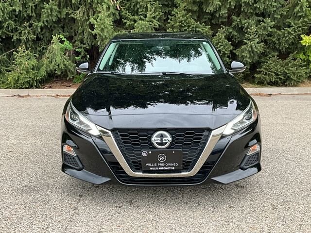 2019 Nissan Altima 2.5 SR photo 2