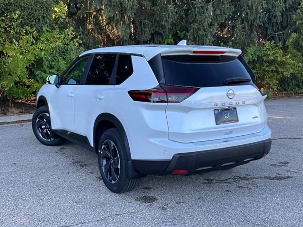 New 2026 Nissan Rogue SV SUV