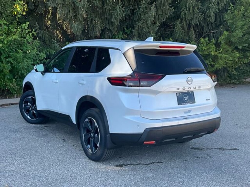 New 2026 Nissan Rogue SV SUV