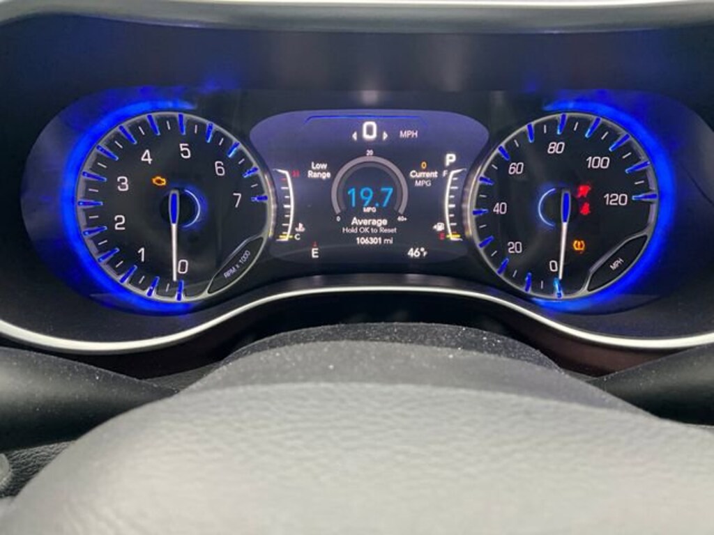 Used 2017 Chrysler Pacifica Limited Van