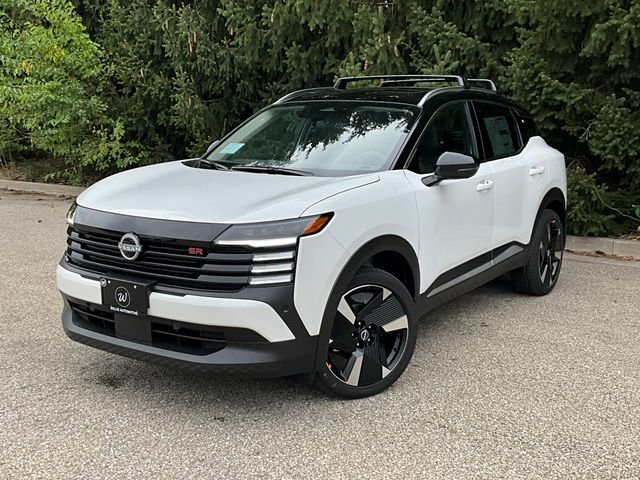 2026 Nissan Kicks SR photo 2