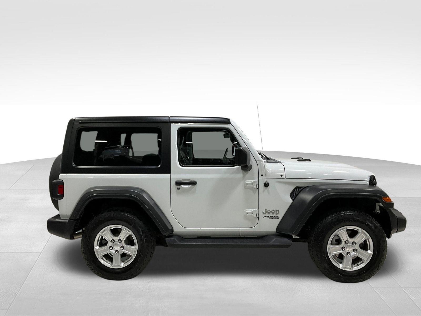 2018 Jeep Wrangler Sport S photo 3