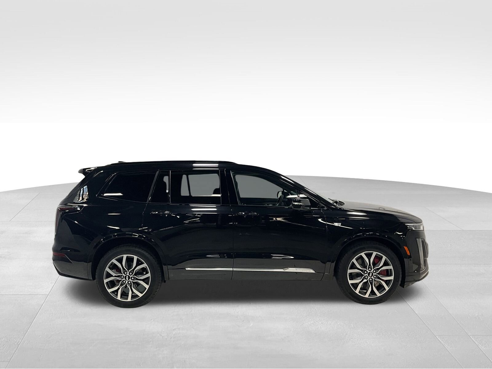 2024 Cadillac XT6 Sport photo 3