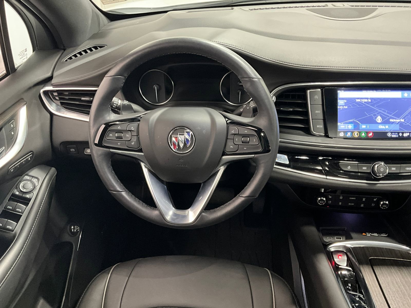 2024 Buick Enclave Avenir photo 4