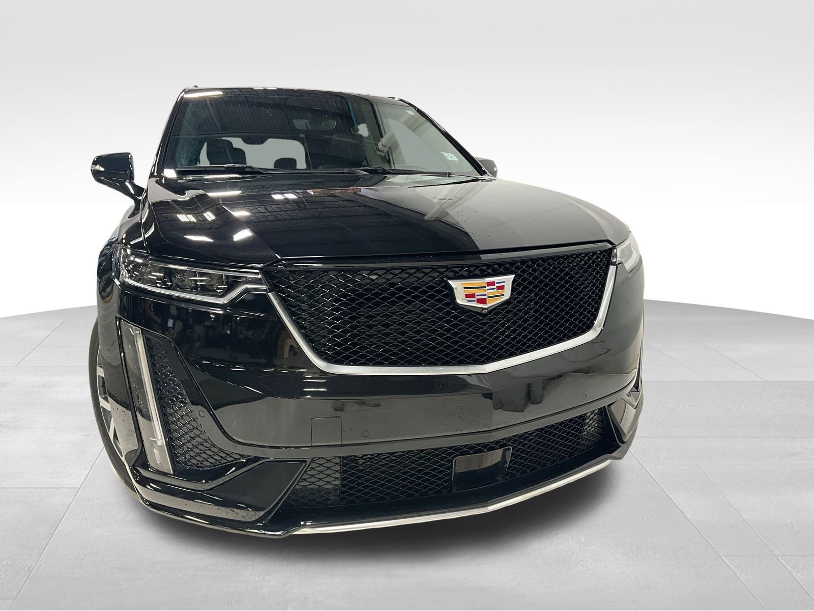 2024 Cadillac XT6 Sport photo 2