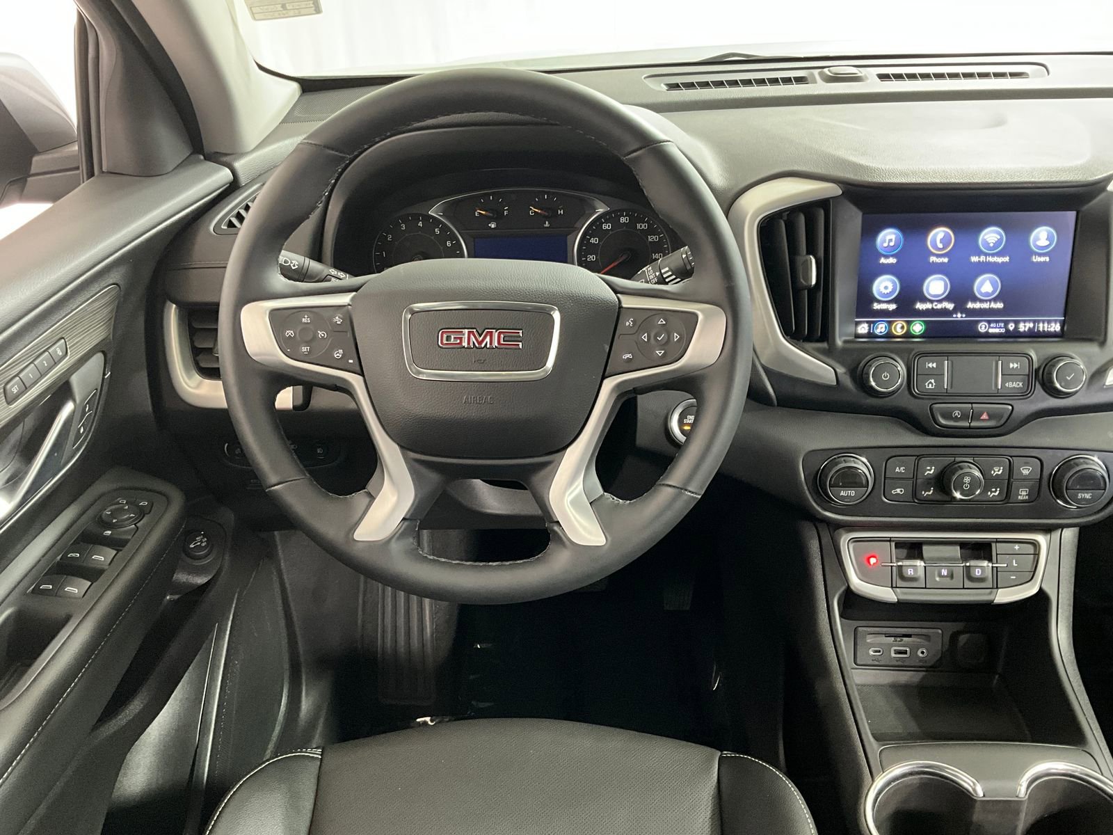 2024 Gmc Terrain SLT photo 2