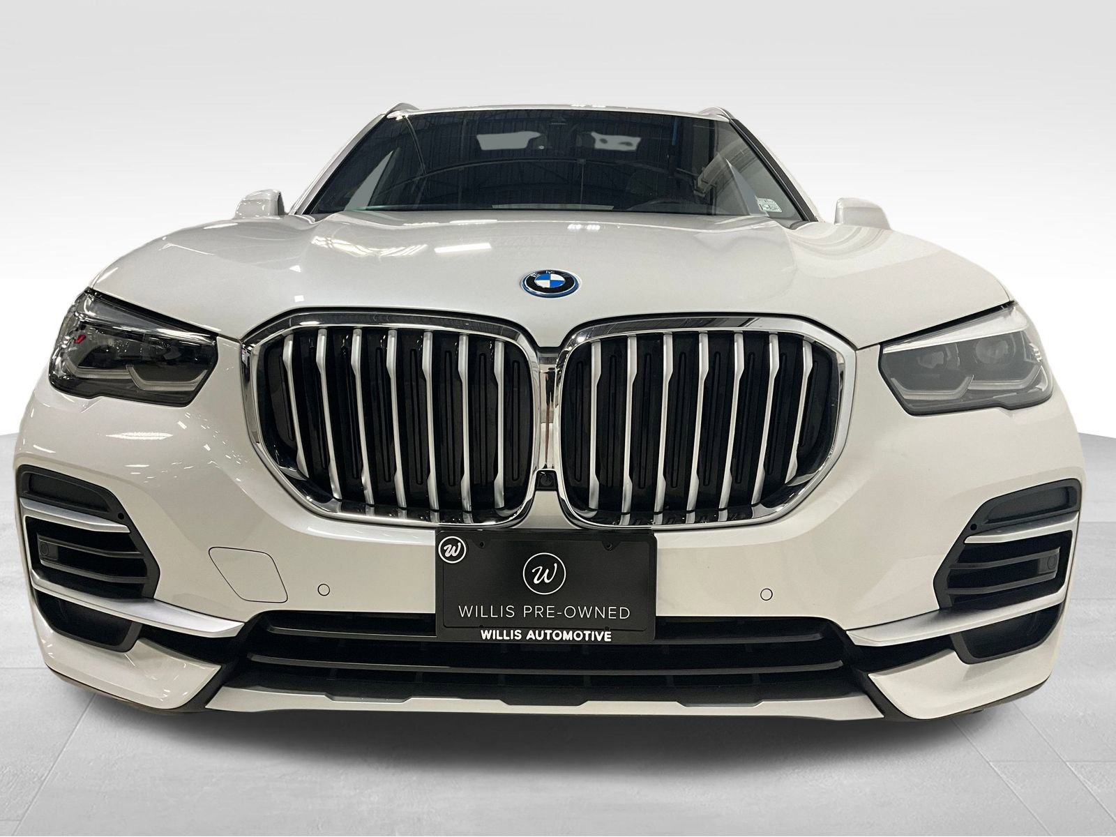 2023 Bmw X5 xDrive45e photo 2