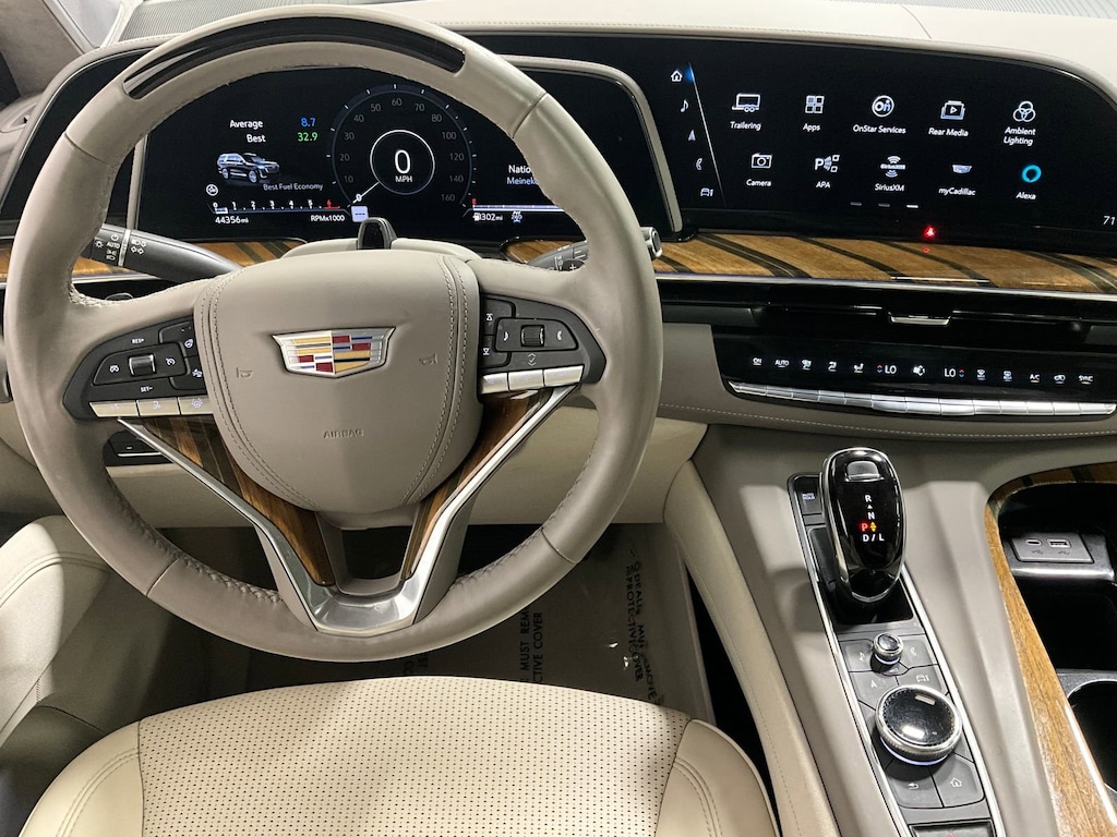 Certified 2022 Cadillac Escalade Premium Luxury Platinum 4WD Premium Luxury Platinum