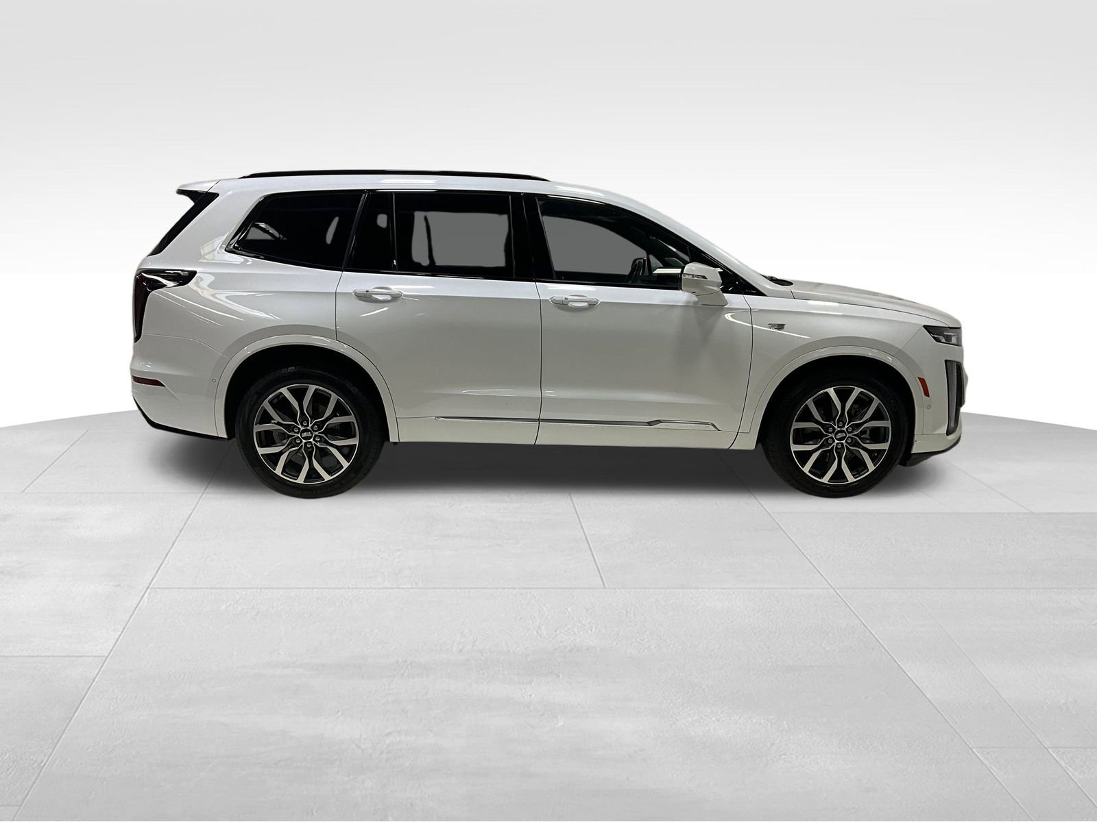 2021 Cadillac XT6 Sport photo 2