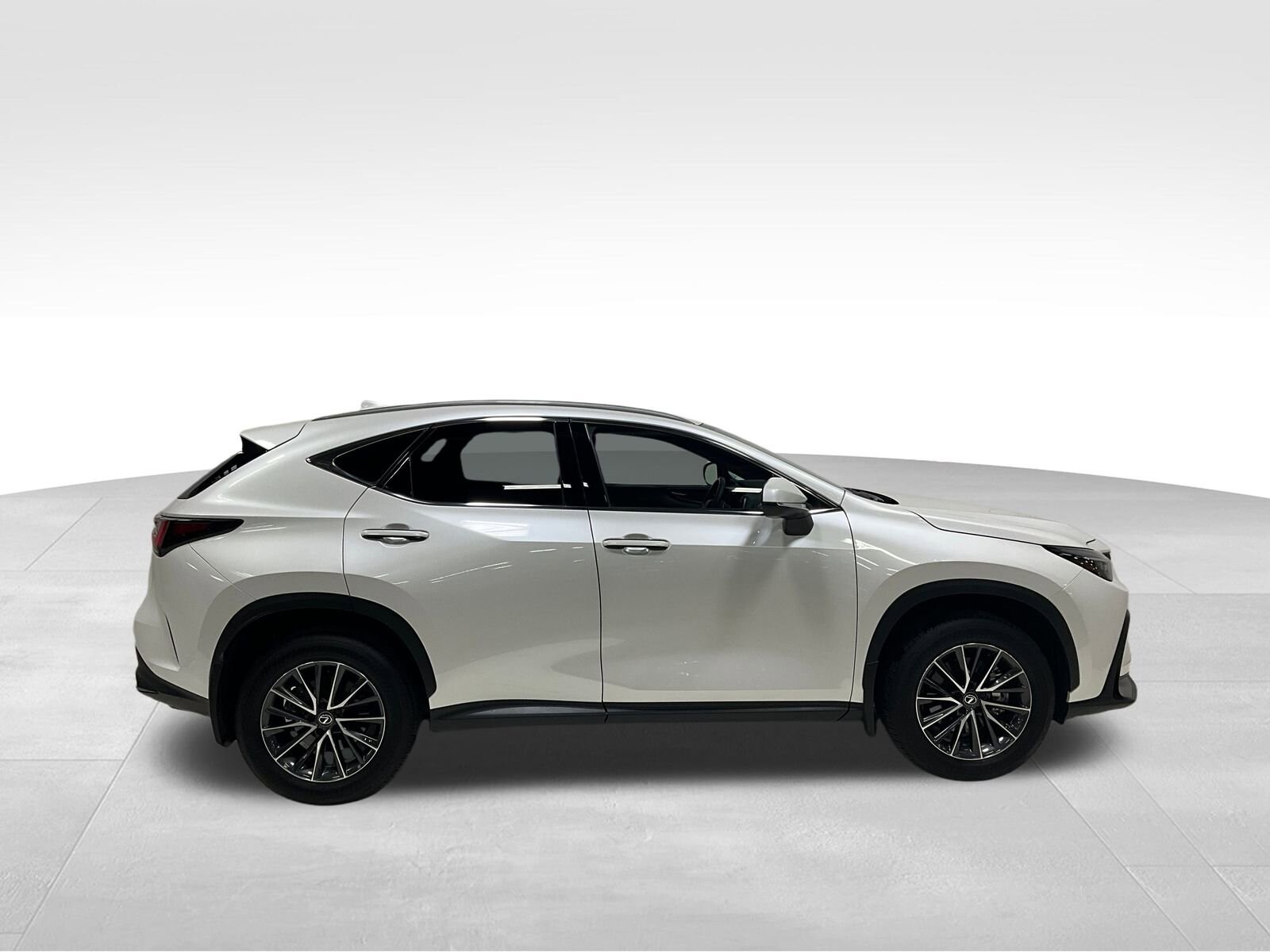 2025 Lexus NX 350 AWD photo 3