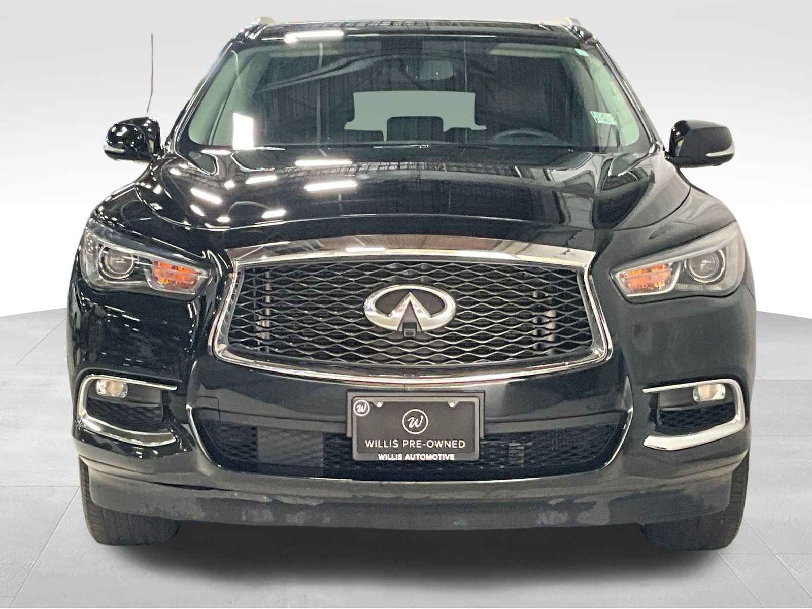 2017 Infiniti QX60 photo 2