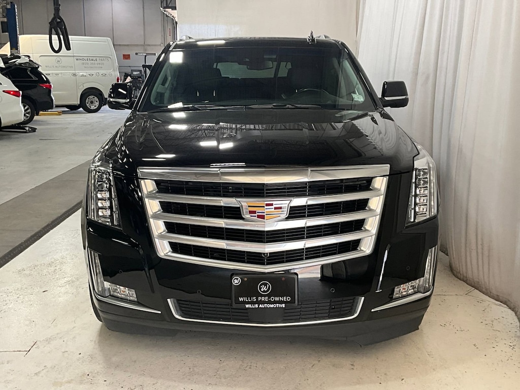 Used 2018 Cadillac Escalade ESV Premium Luxury 4WD Premium Luxury