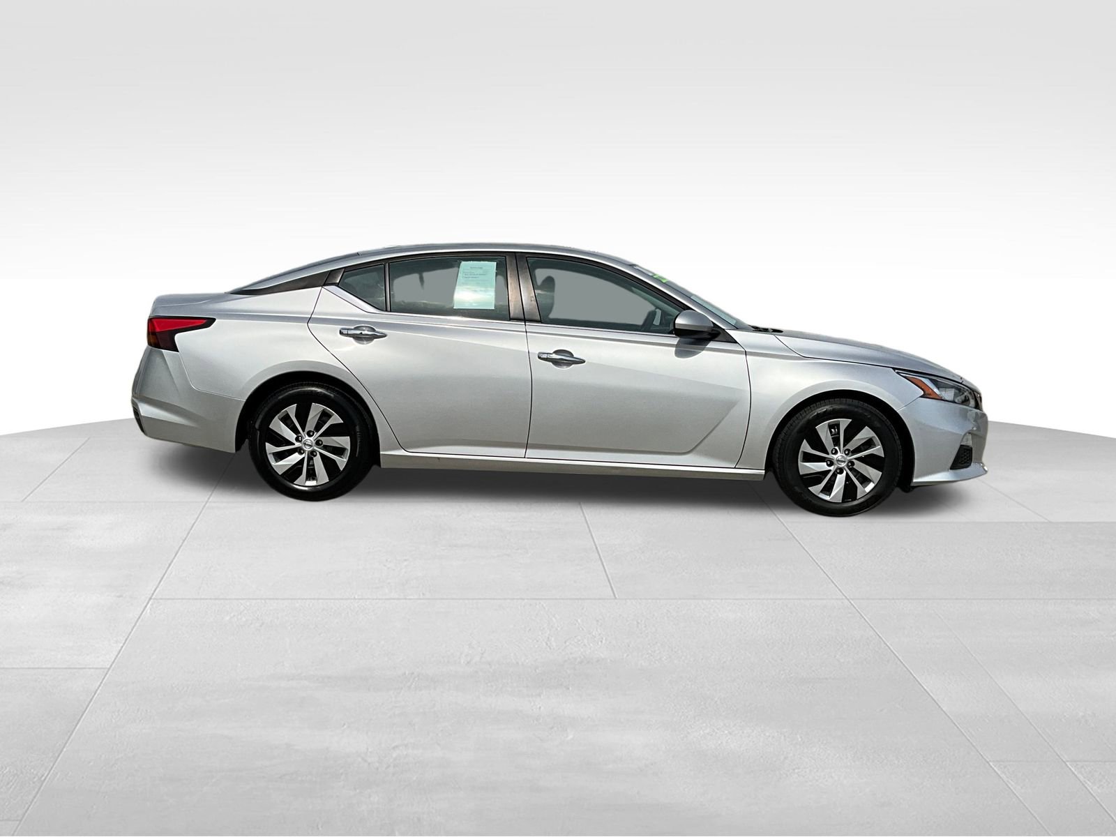 2020 Nissan Altima 2.5 S photo 3