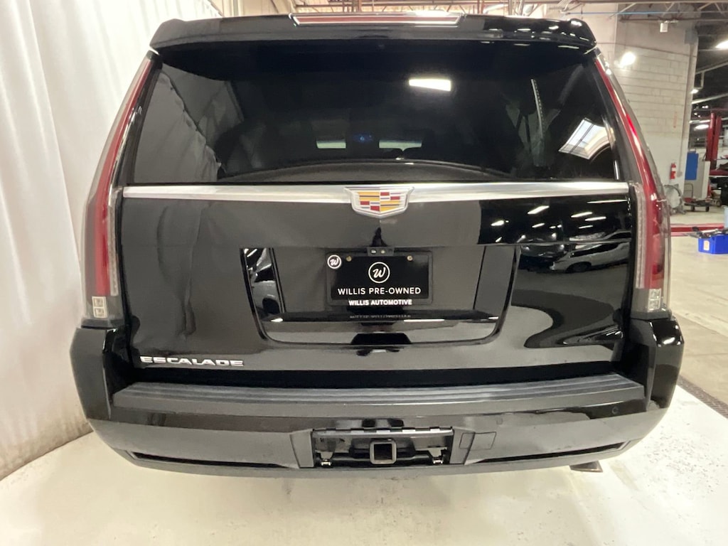 Used 2018 Cadillac Escalade ESV Premium Luxury 4WD Premium Luxury