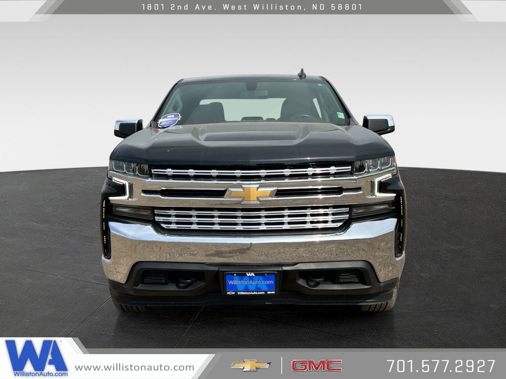 Used 2021 Chevrolet Silverado 1500 LT with VIN 1GCUYDED4MZ376599 for sale in Williston, ND