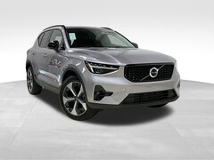 2026 Volvo XC40 B5 Plus SUV