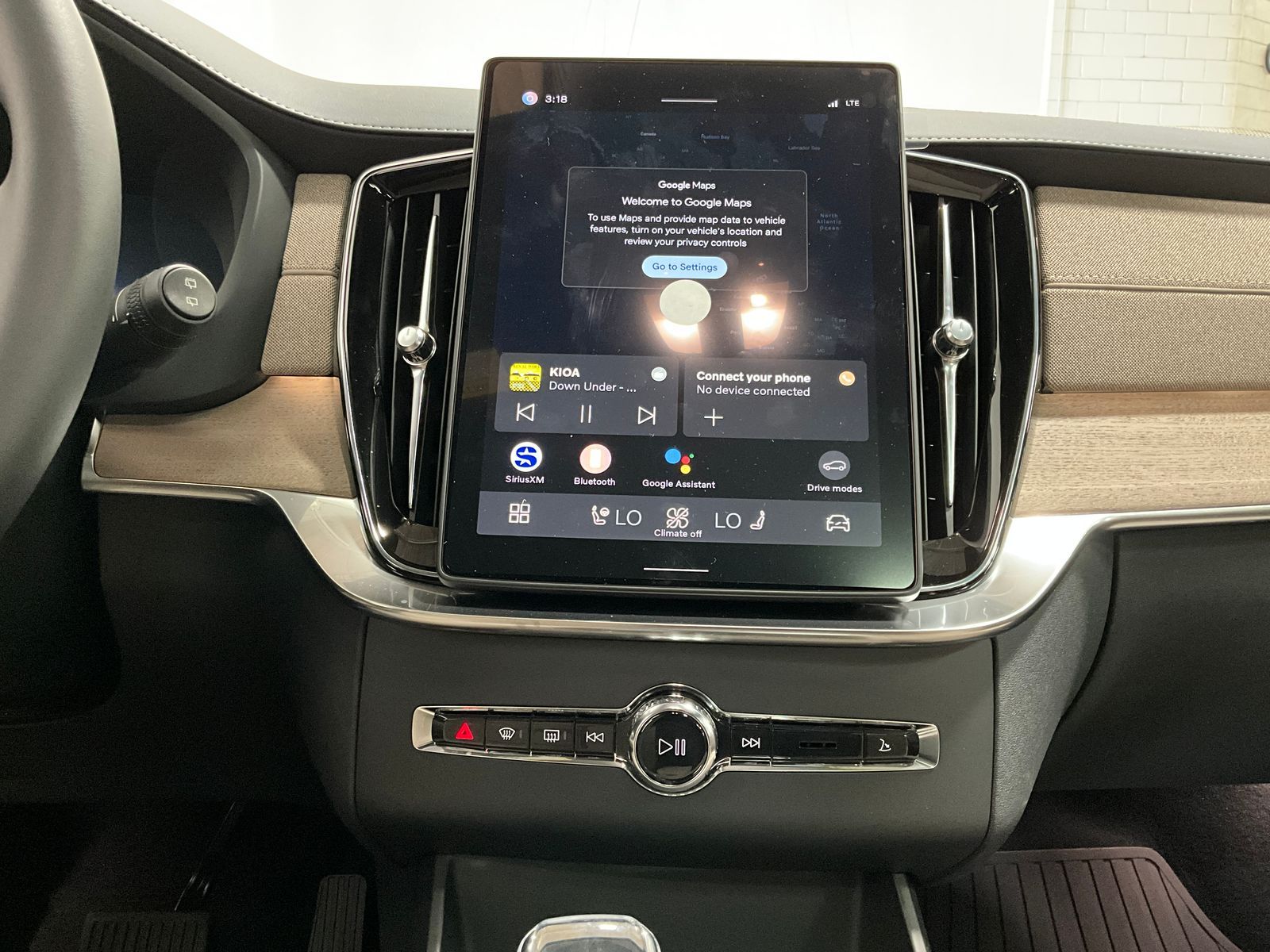2026 Volvo XC90 Plus - Photo 6