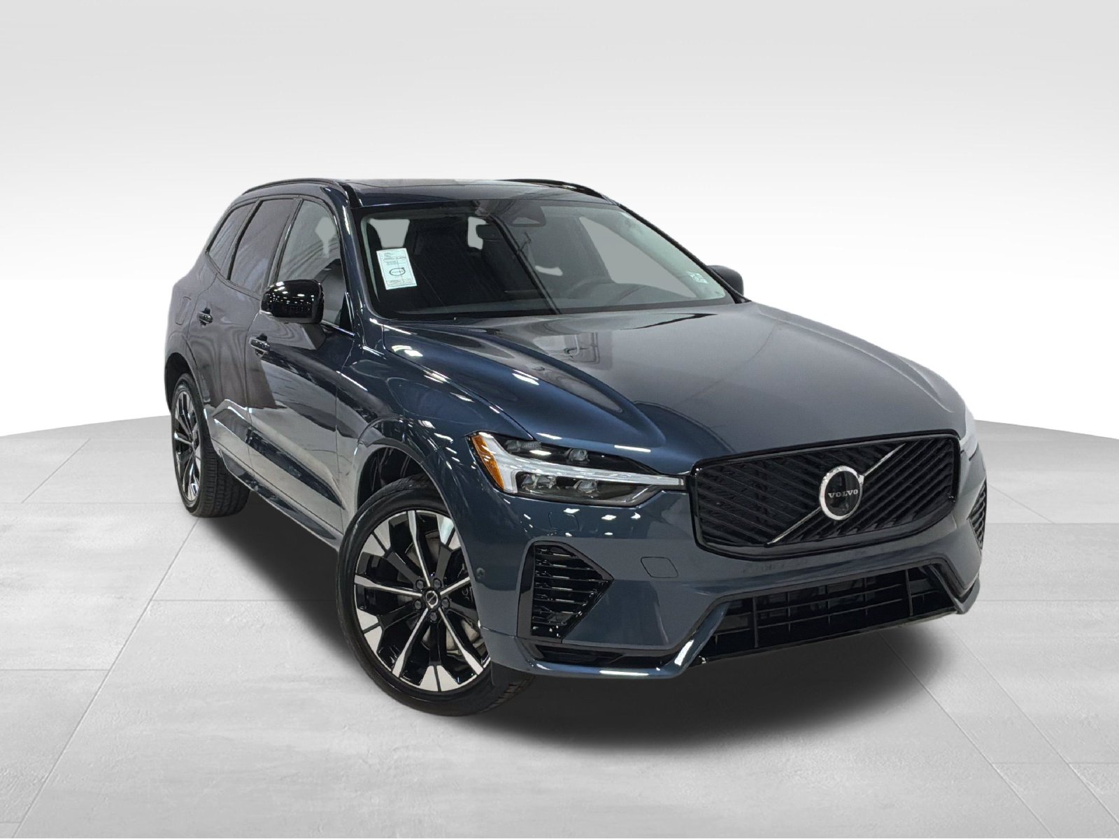 New 2027 Volvo XC60 Plus SUV
