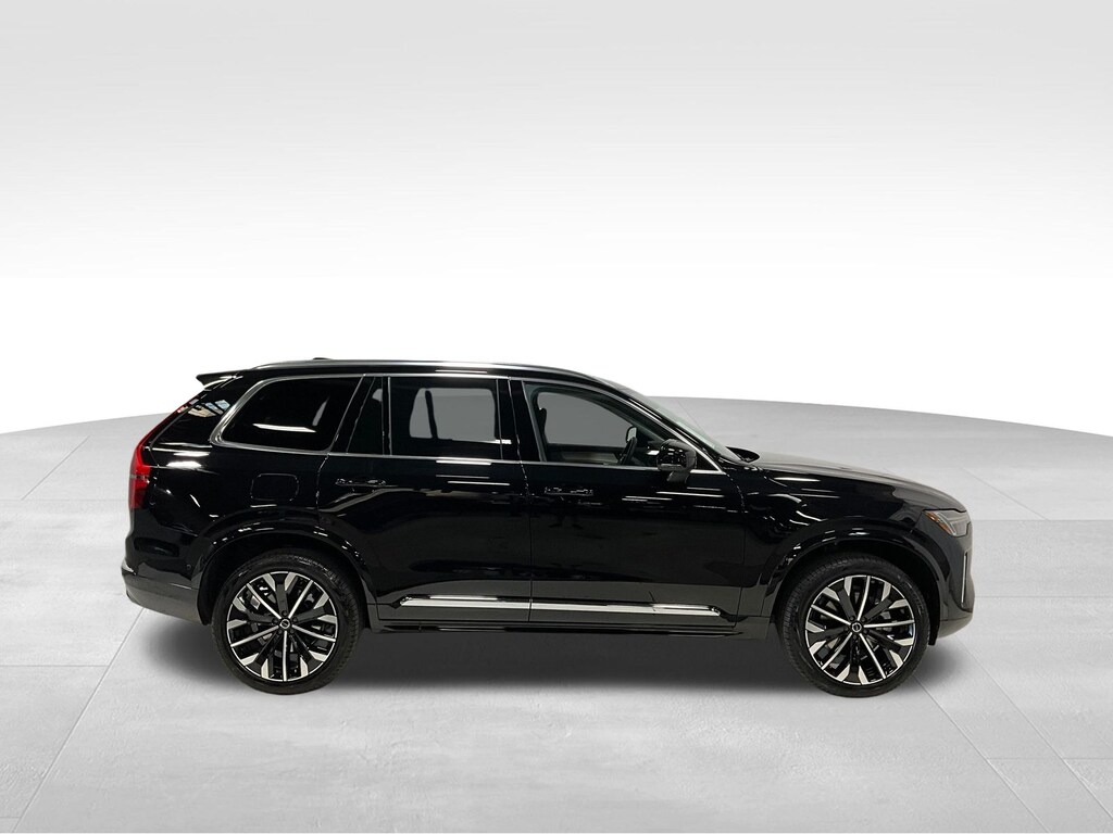 New 2026 Volvo XC90 B6 Plus 7-Seater SUV