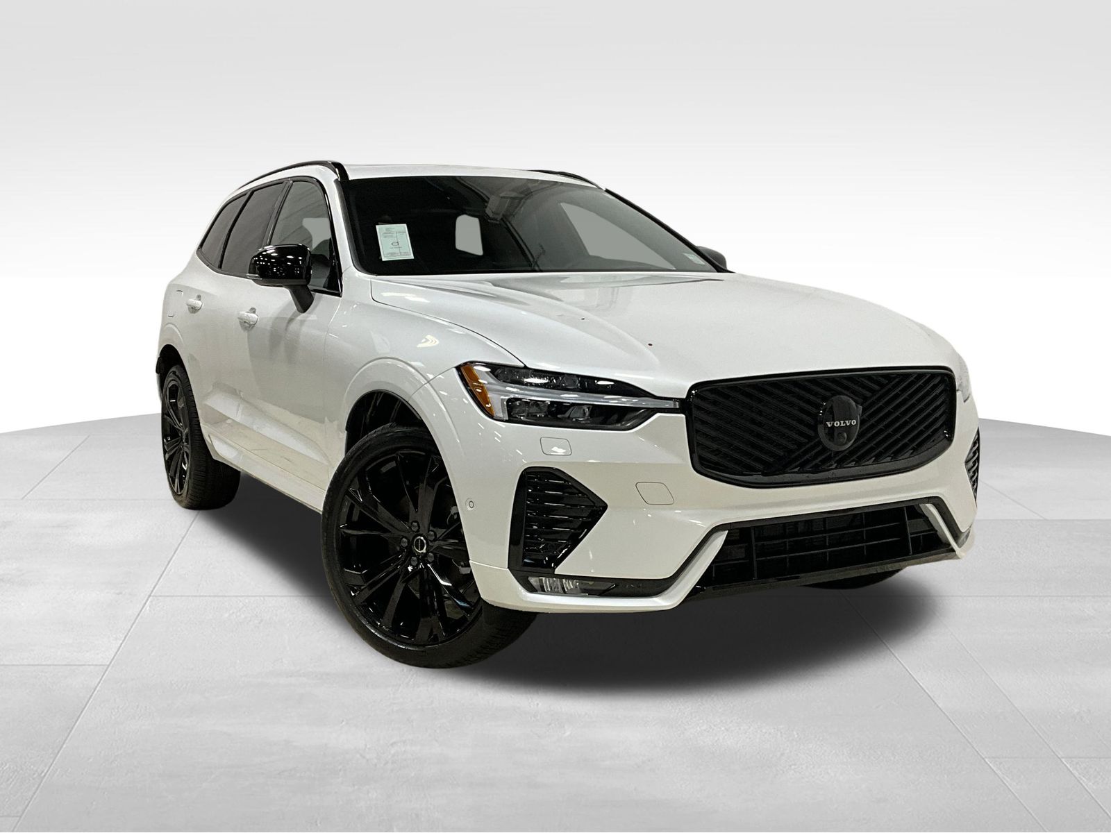 2026 Volvo XC60 Ultra's photo