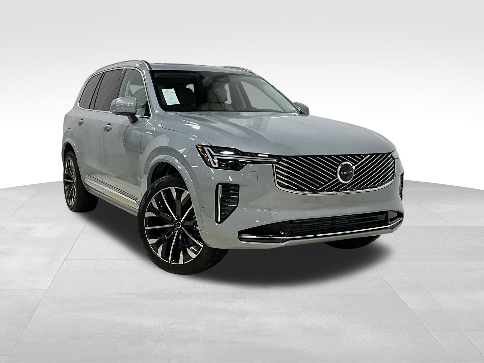 2026 Volvo XC90 T8 Recharge Ultra Bright 4WD's photo