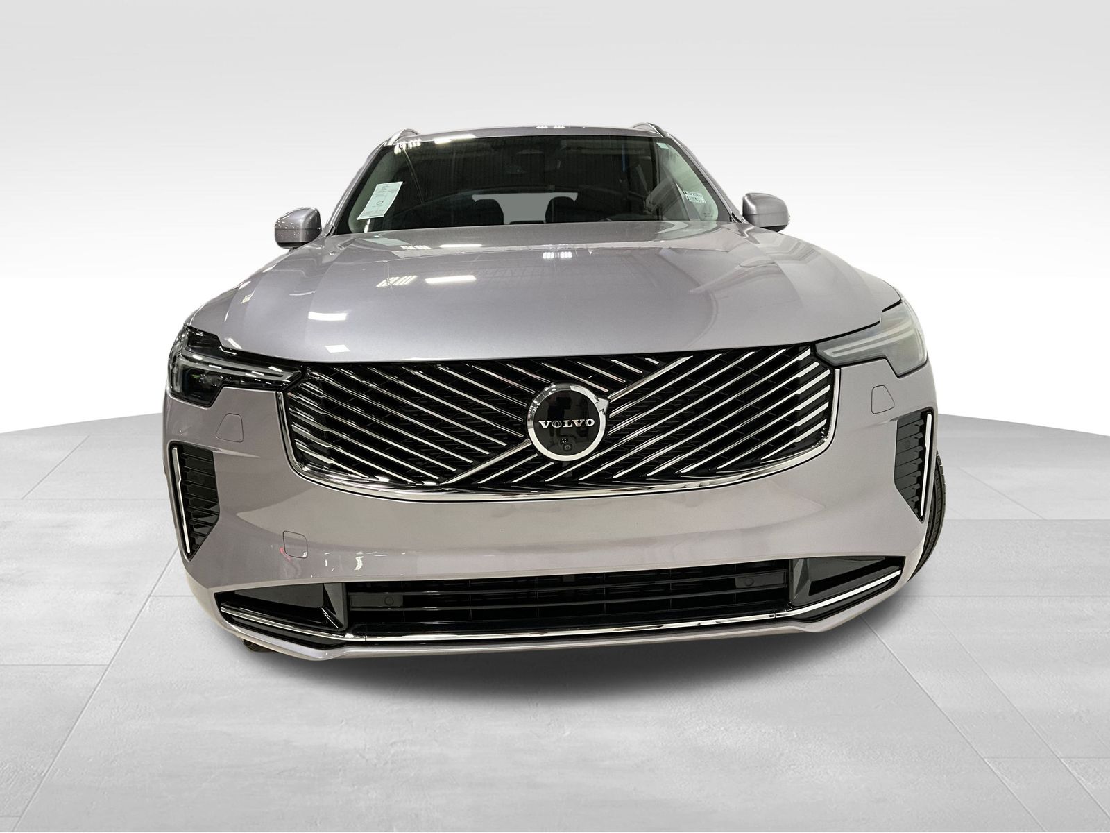 2026 Volvo XC90 photo 2