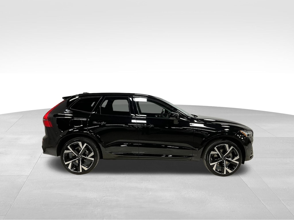 New 2026 Volvo XC60 plug-in hybrid T8 Ultra SUV