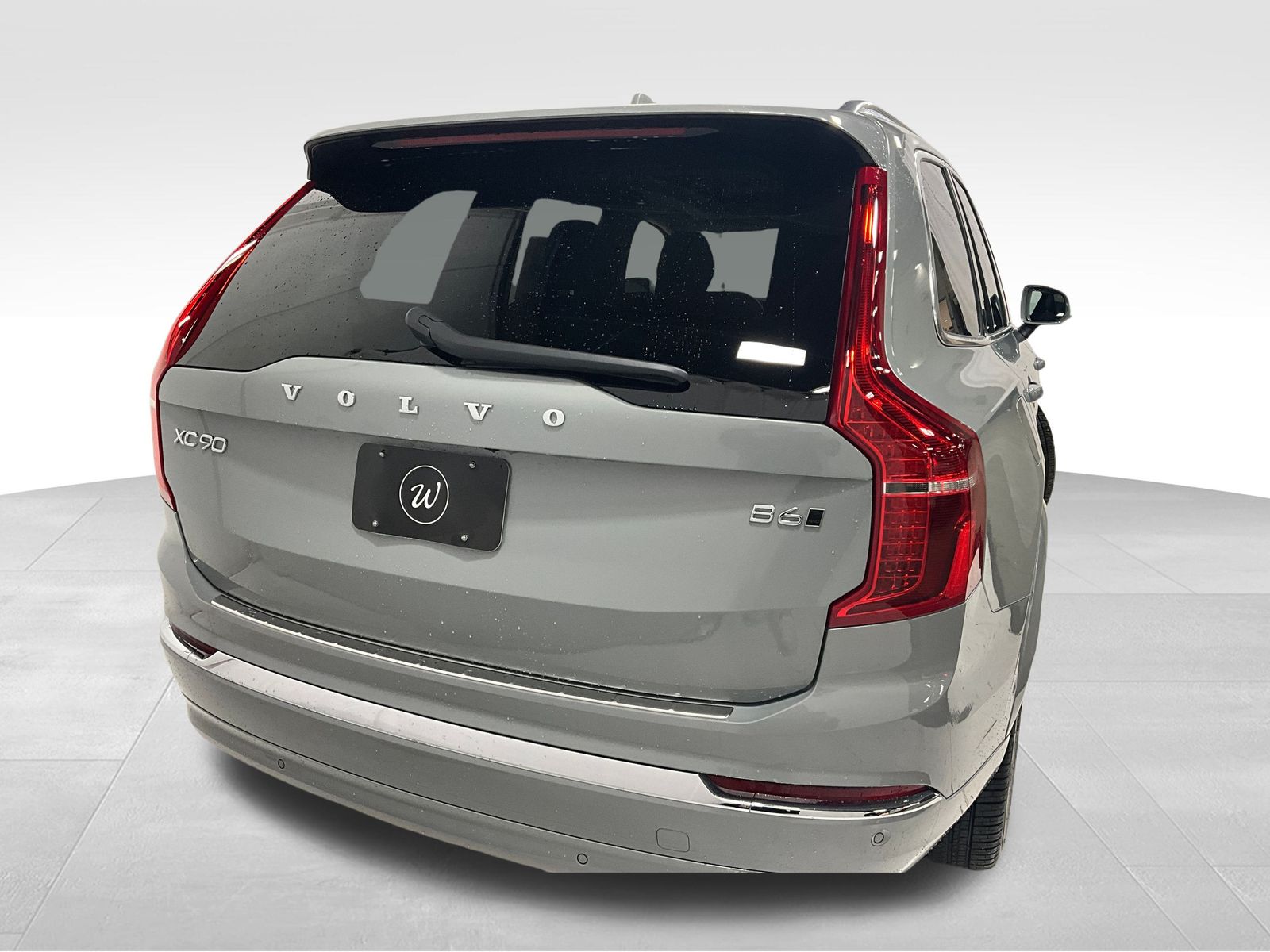 2025 Volvo XC90 AWD photo 2