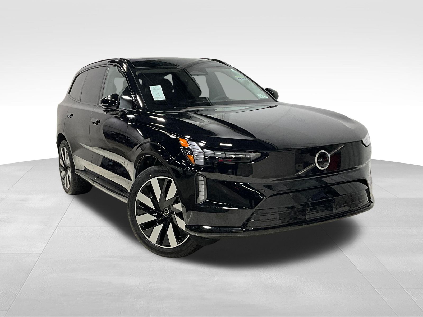 2026 Volvo EX90 Twin Motor Performance Ultra 7-Seater's photo