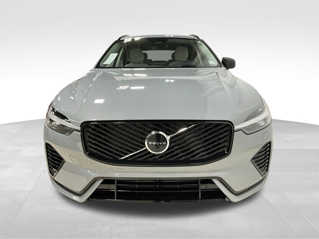 New 2026 Volvo XC60 plug-in hybrid T8 Ultra SUV