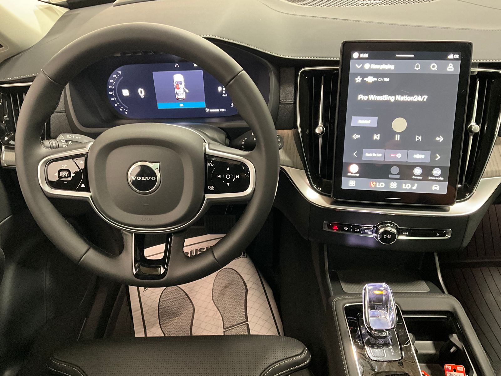 2026 Volvo XC90 photo 4