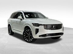 2026 Volvo XC90 B5 Core SUV