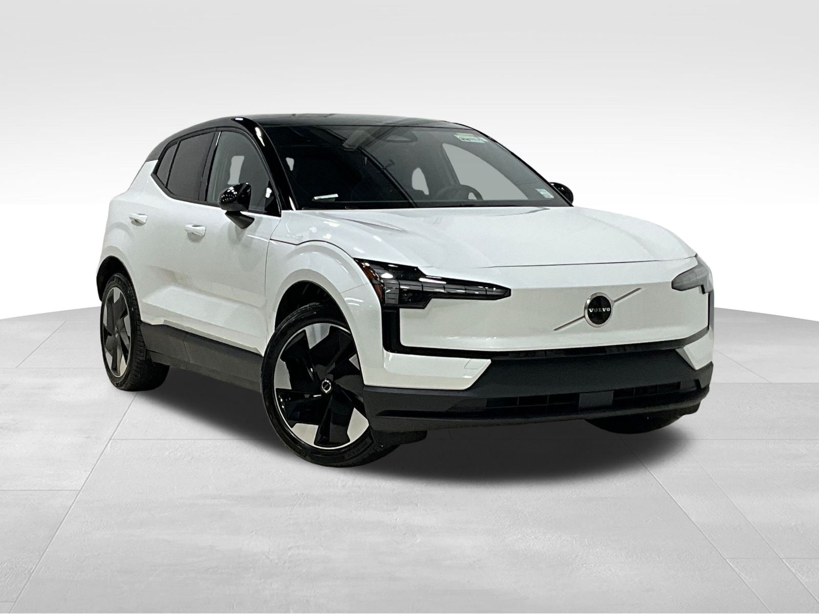 2026 Volvo EX30 Twin Motor Performance Plus's photo