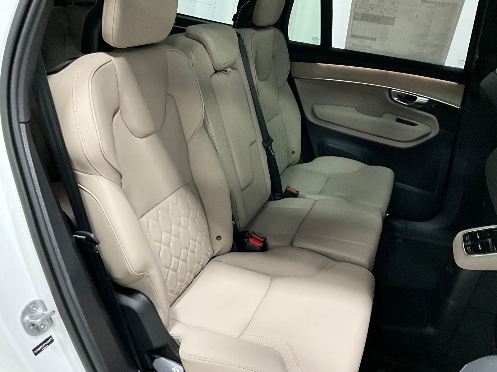 2026 Volvo XC90 Plus - Photo 22