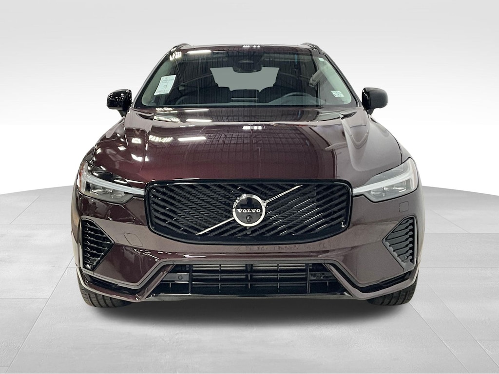 New 2026 Volvo XC60 plug-in hybrid T8 Plus SUV