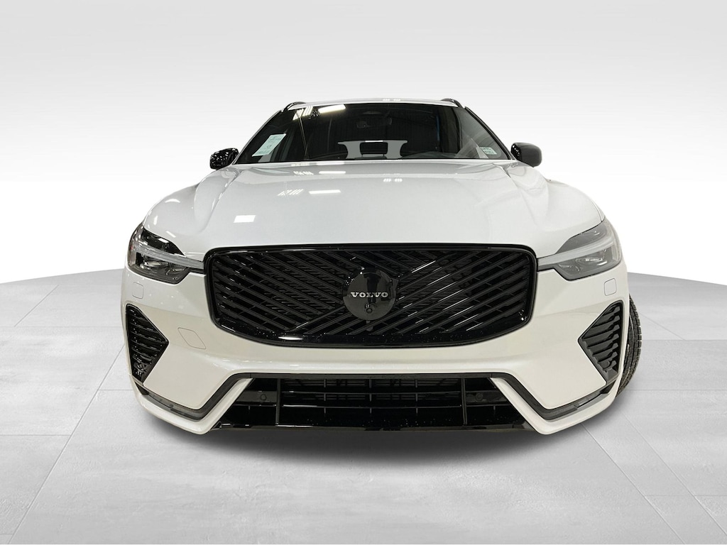 New 2026 Volvo XC60 B5 Ultra Black Edition SUV