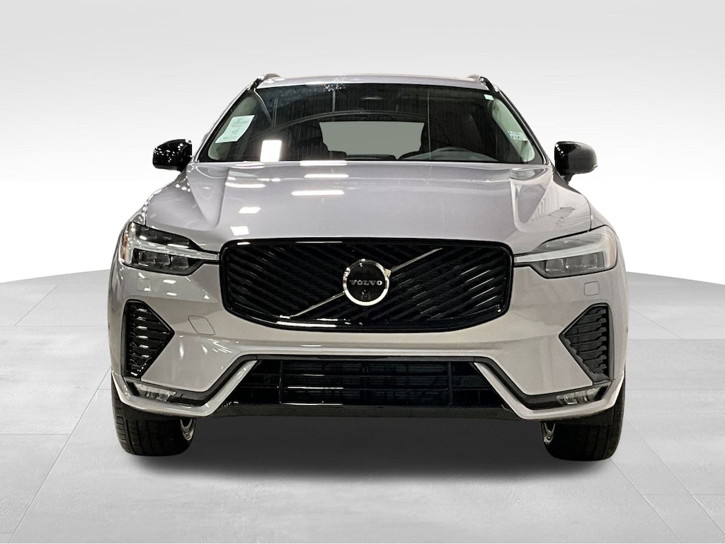 New 2026 Volvo XC60 B5 Plus SUV