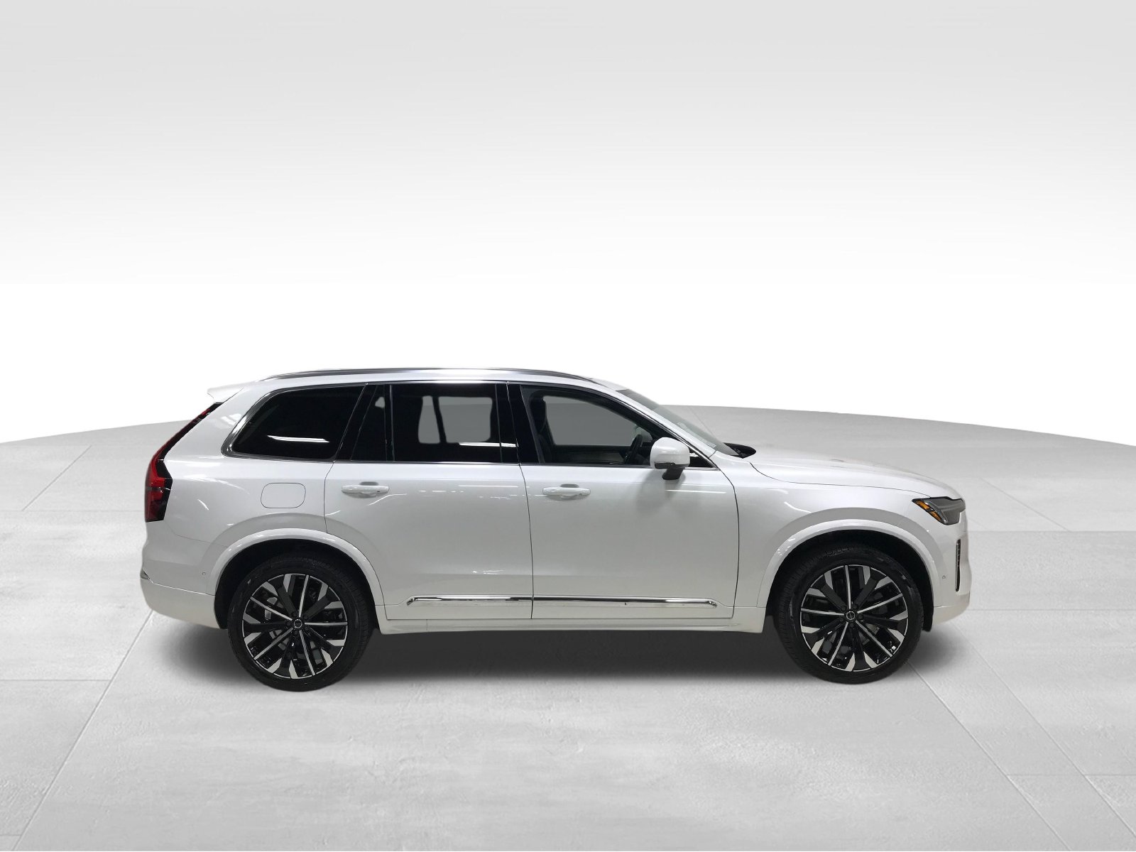 New 2026 Volvo XC90 plug-in hybrid T8 Plus 7-Seater SUV