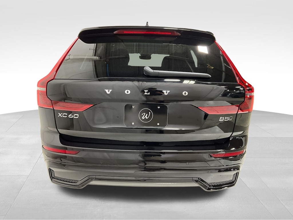 New 2026 Volvo XC60 B5 Ultra SUV